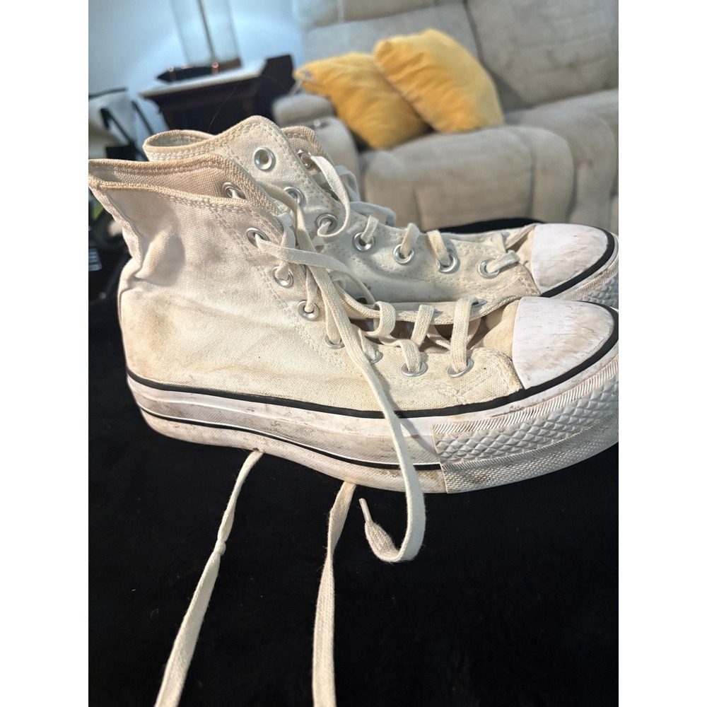 Converse Chuck Taylor All Star Platform High Top White Sneakers 560846F Womens 7